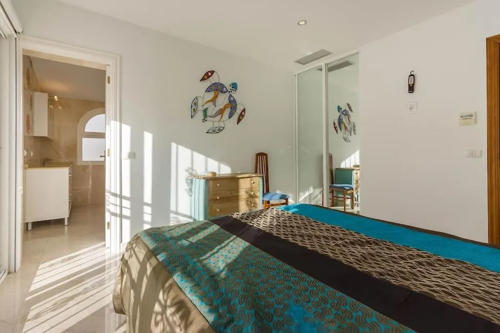 Villa Maya. Attractive Modern 4 Bedroom Villa Callao Salvaje 0*,